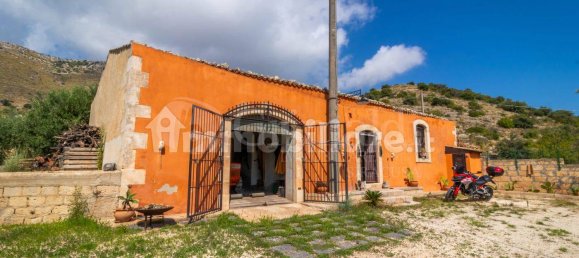 3غرفة منزل في Avola, Italy رقم 352741 4