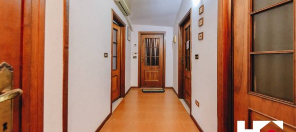 5 bedrooms Villa in Concesio, Italy No. 307844 7