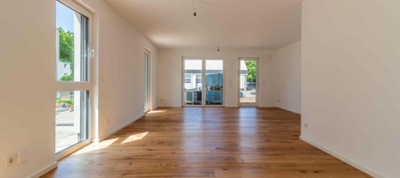 3 rooms Apartment in Trier-Saarburg, Germany No. 372138 5