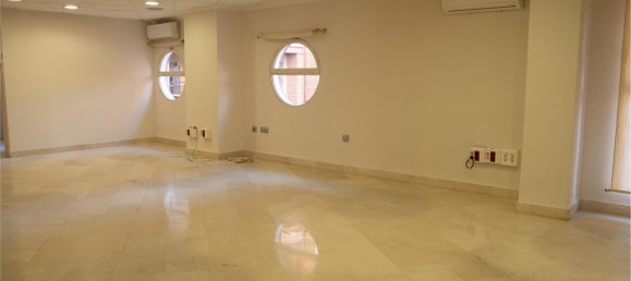 330m² Commercial property in Alicante, Spain No. 10867 23