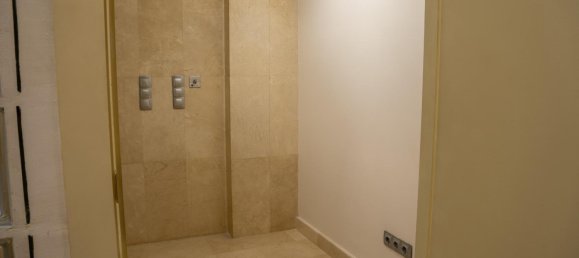 330m² Commercial property in Alicante, Spain No. 10867 28