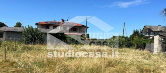 1000m² Commercial property in Urgnano, Italy No. 304609 4