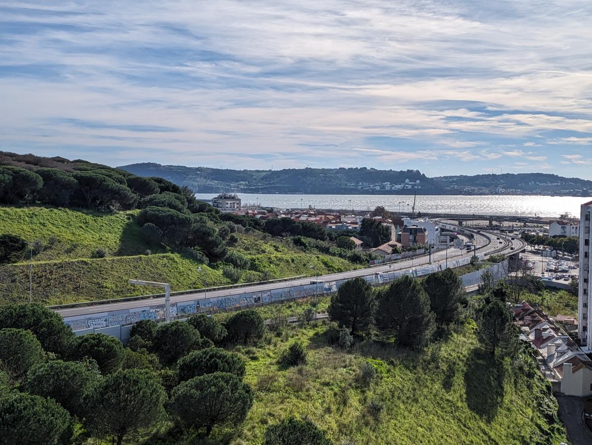 Apartamento com 4 quartos em condomínio em Oeiras, Portugal N.º 7143