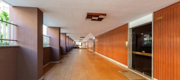 2 bedrooms Apartment in Turin, Italy No. 311238 4