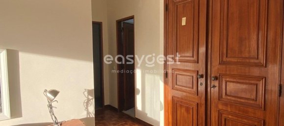 4 غرف نوم منزل ذو طابقين في Cascais, Portugal رقم 120198 10