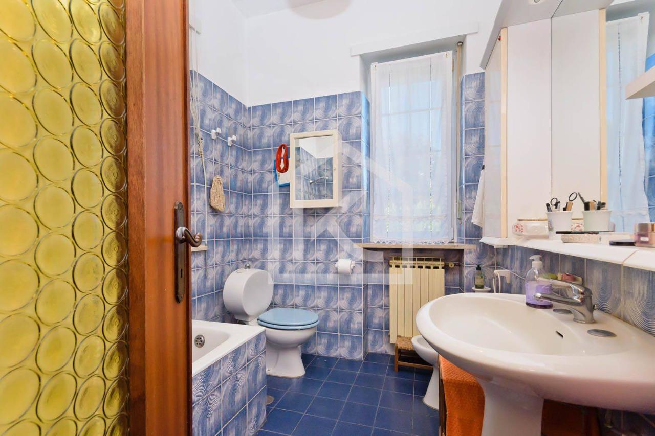 Квартира с 6 комнатами в Трана, Италия № 104036