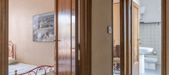 2 Schlafzimmer Wohnung in Ancona, Italy, Nr. 349833 13