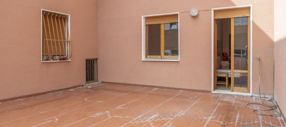 2 Schlafzimmer Wohnung in Ancona, Italy, Nr. 349833 18