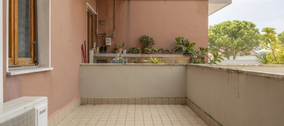 2 Schlafzimmer Wohnung in Ancona, Italy, Nr. 349833 20