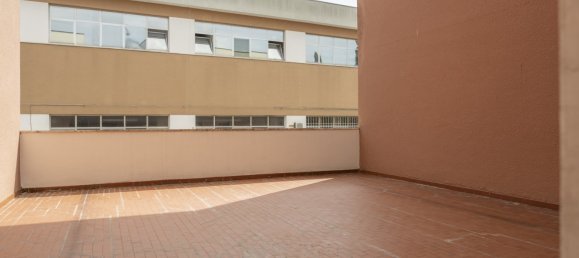 2 Schlafzimmer Wohnung in Ancona, Italy, Nr. 349833 16