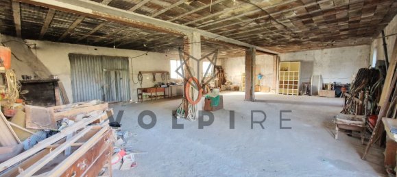 165m² Warehouse in Gualdo Tadino, Italy No. 78078 4