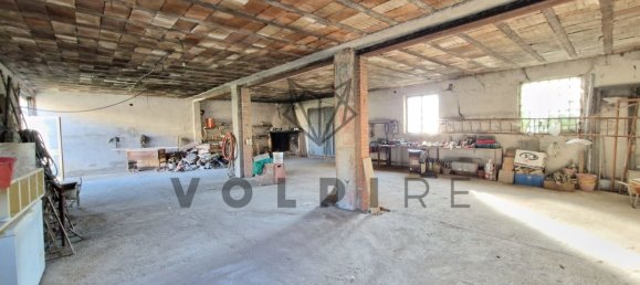 165m² Warehouse in Gualdo Tadino, Italy No. 78078 3
