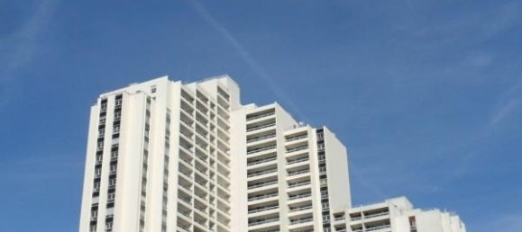  Parking in Issy-les-Moulineaux, France No. 188577 2