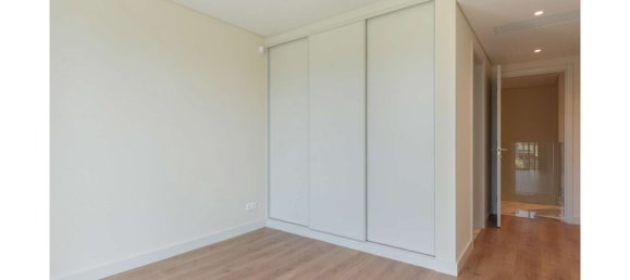 4 bedrooms Villa in Cascais, Portugal No. 34093 20