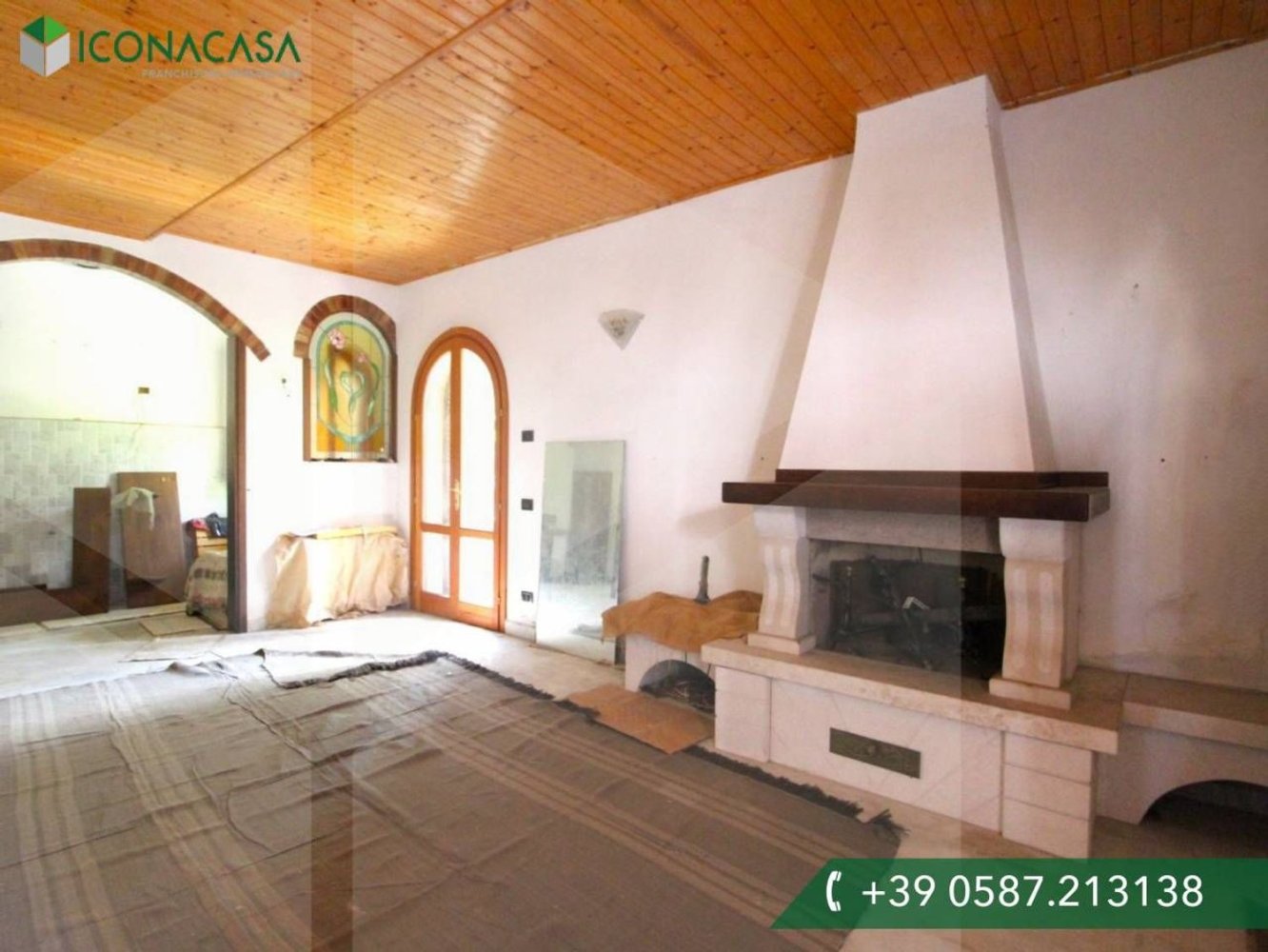 Apartamento de 3 divisões em Pontedera, Italy N.º 27946