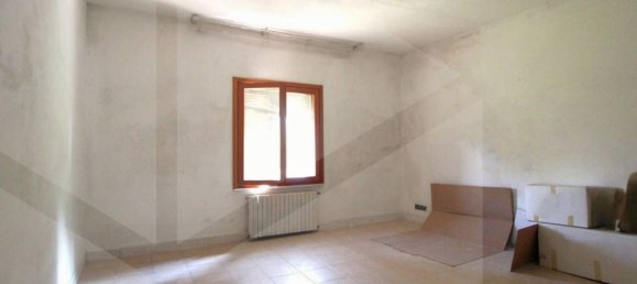Apartamento de 3 divisões em Pontedera, Italy N.º 27946 5
