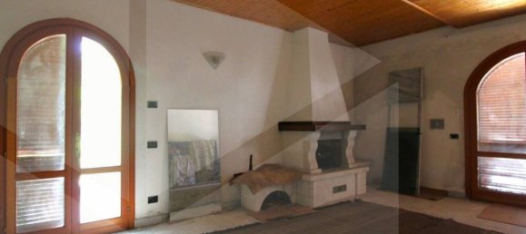 Apartamento de 3 divisões em Pontedera, Italy N.º 27946 4