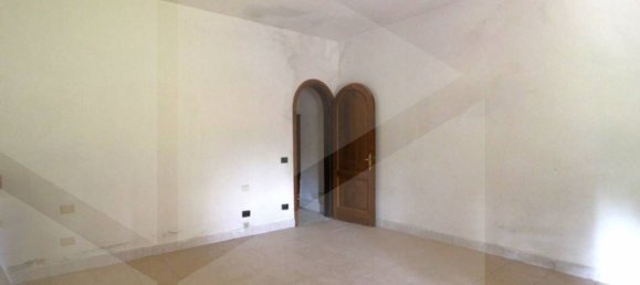 Apartamento de 3 divisões em Pontedera, Italy N.º 27946 7