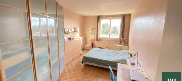 2 chambres Appartement à Montmorency, France No. 182173 8