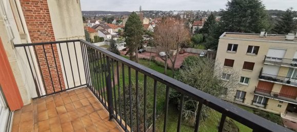 2 chambres Appartement à Montmorency, France No. 182173 3