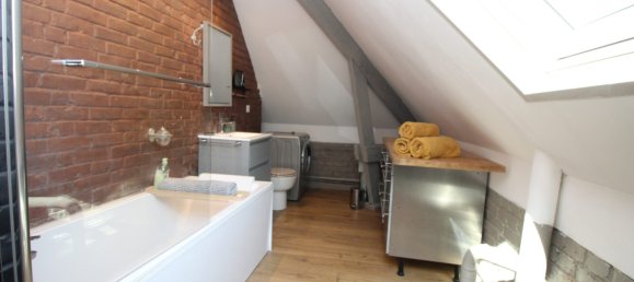 4 bedrooms House in Phalempin, France No. 67815 16