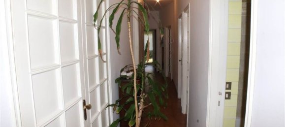 Вилла с 10 комнатами в Стреза, Италия № 87494 7