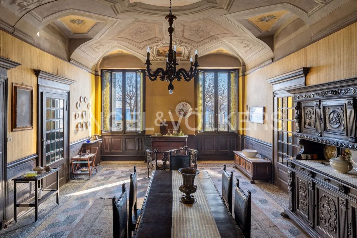 15-Zimmer Villa in Belgirate, Italy, Nr. 68787