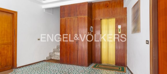 4 bedrooms Apartment in Rome, Italy No. 102290 33