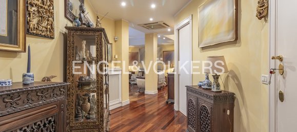 4 bedrooms Apartment in Rome, Italy No. 102290 23