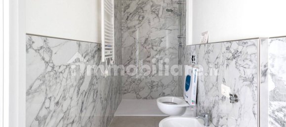 2 Schlafzimmer Wohnung in Florence, Italy, Nr. 375630 20