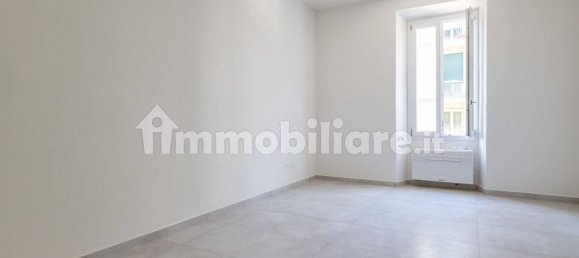 2 Schlafzimmer Wohnung in Florence, Italy, Nr. 375630 3