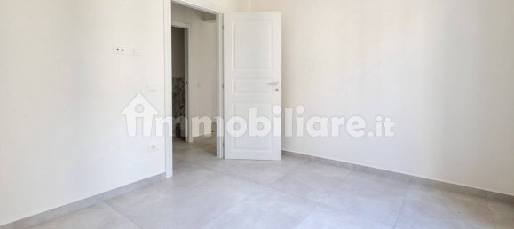 2 Schlafzimmer Wohnung in Florence, Italy, Nr. 375630 11