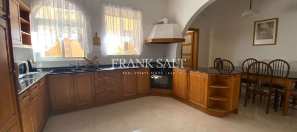 3 Schlafzimmer Maisonette-Wohnung in Qormi, Malta, Nr. 10023 2