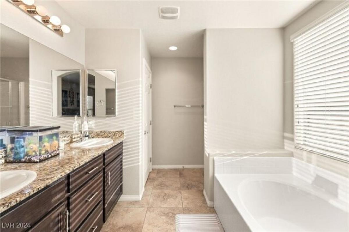 Casa de 4 dormitorios en Las Vegas, USA No. 374918