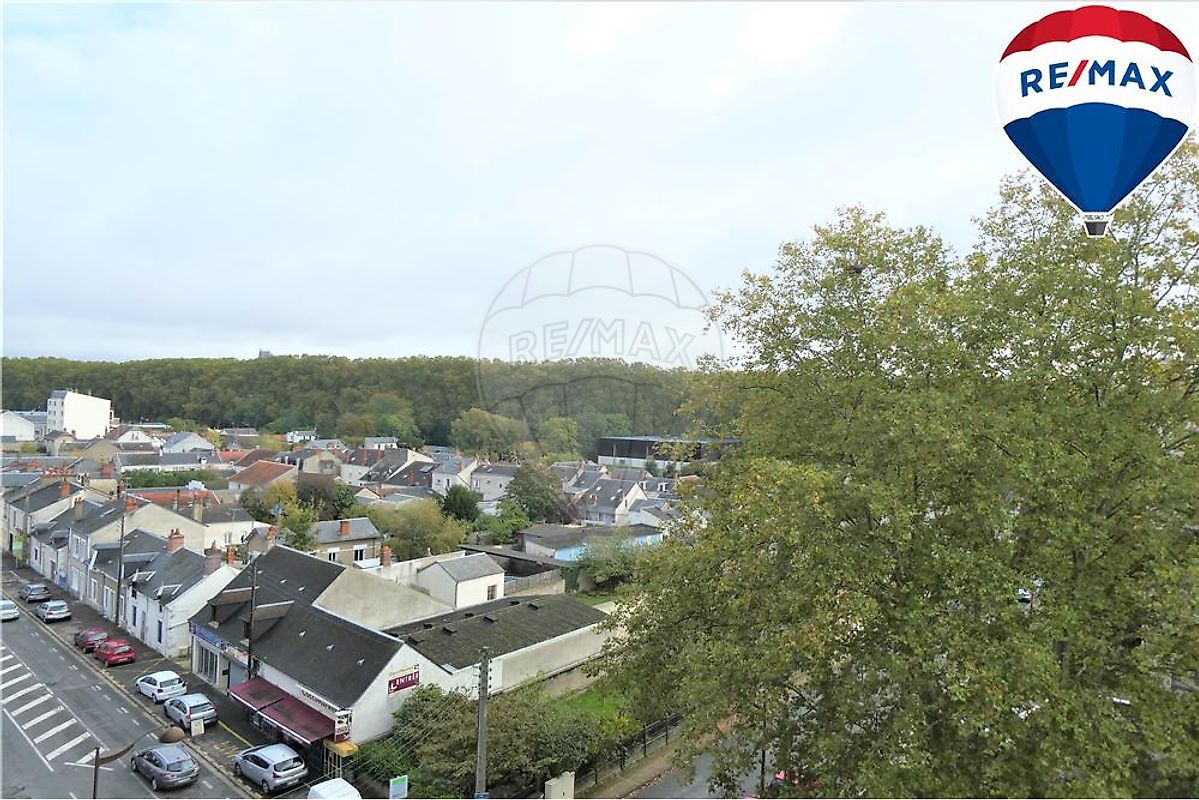 Apartamento de 2 dormitorios en Bourges, France No. 62328