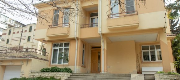 5 bedrooms Villa in Baku, Azerbaijan No. 1198 18
