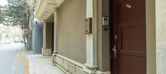 5 bedrooms Villa in Baku, Azerbaijan No. 1198 22