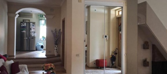 5 bedrooms Villa in Baku, Azerbaijan No. 1198 3