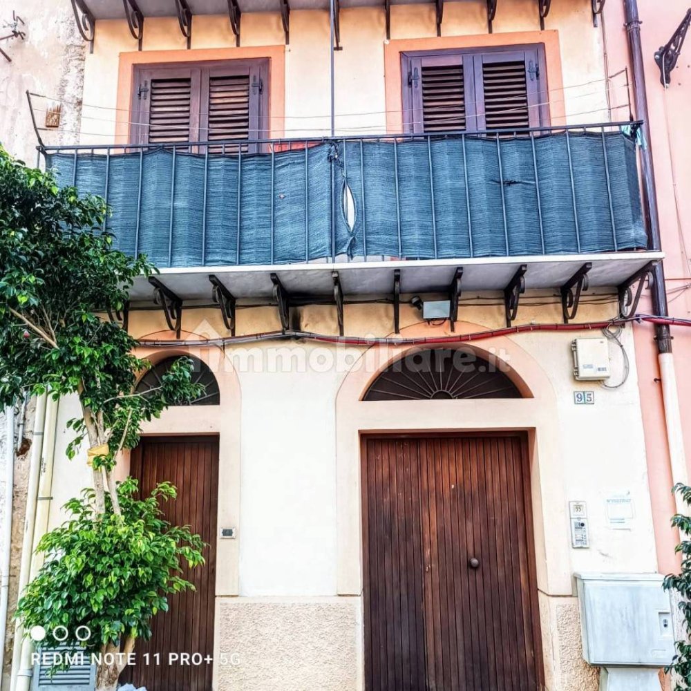 1 غرف نوم شقة في Palermo, Italy رقم 50013