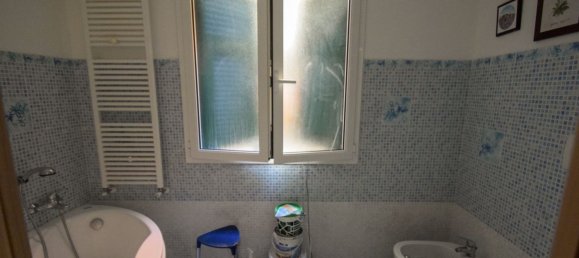 3 rooms Apartment in Genoa, Italy No. 77791 21