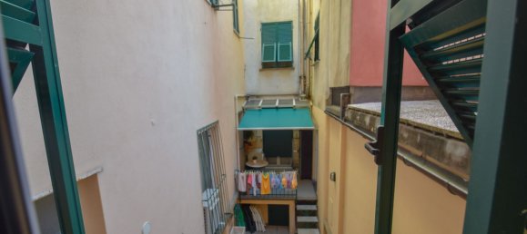 3 rooms Apartment in Genoa, Italy No. 77791 28