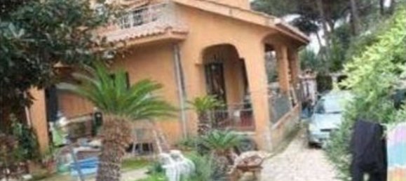 Casa de 4 divisões em Ardea, Italy N.º 197830 2