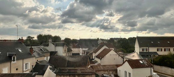 Apartamento de 2 dormitorios en Saint-Florent-sur-Cher, France No. 235495 6