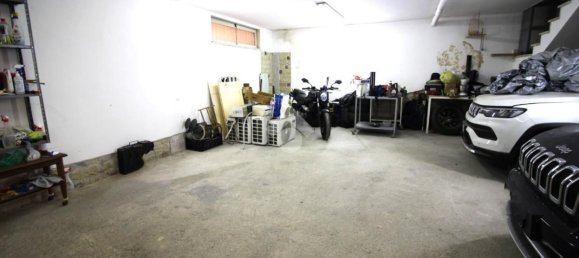 5 rooms Villa in Villa di Briano, Italy No. 120910 19