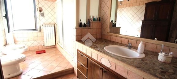 5 rooms Villa in Villa di Briano, Italy No. 120910 16