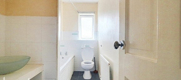 2 Schlafzimmer Haus in Dartford, United Kingdom, Nr. 4942 7