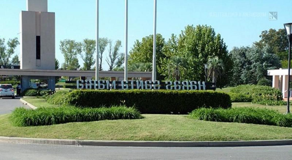  Land in Escobar, Argentina No. 44384