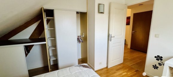 Квартира с 3 комнатами в Орлеан, Франция № 46132 11