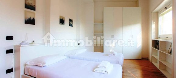 2 bedrooms Apartment in Milan, Italy No. 360120 24