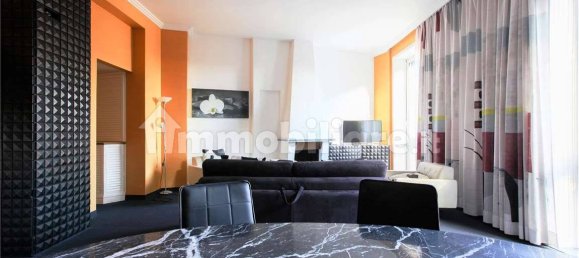 2 bedrooms Apartment in Milan, Italy No. 360120 8